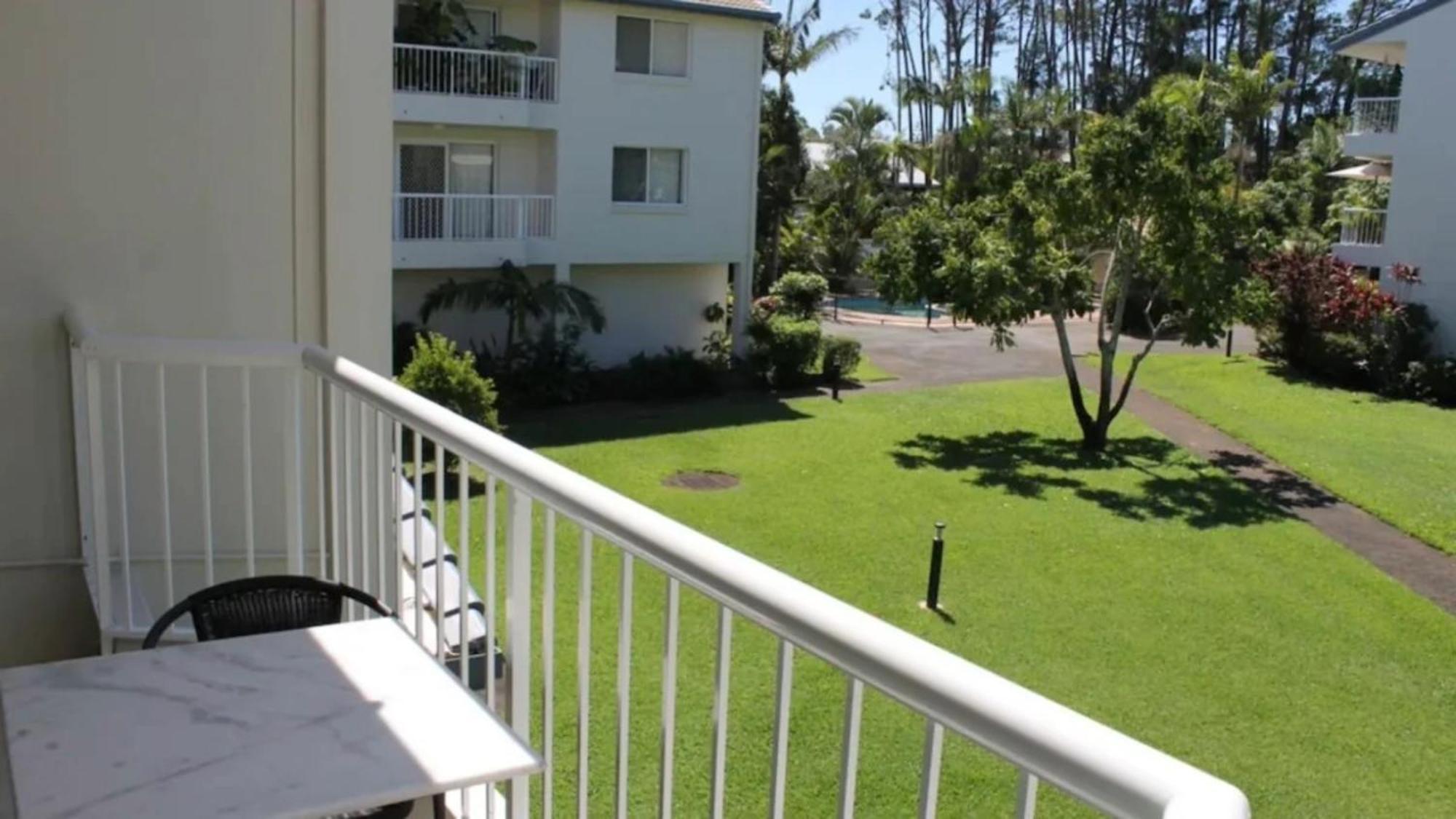 Paradise Grove Holiday Apartments Gold Coast Esterno foto